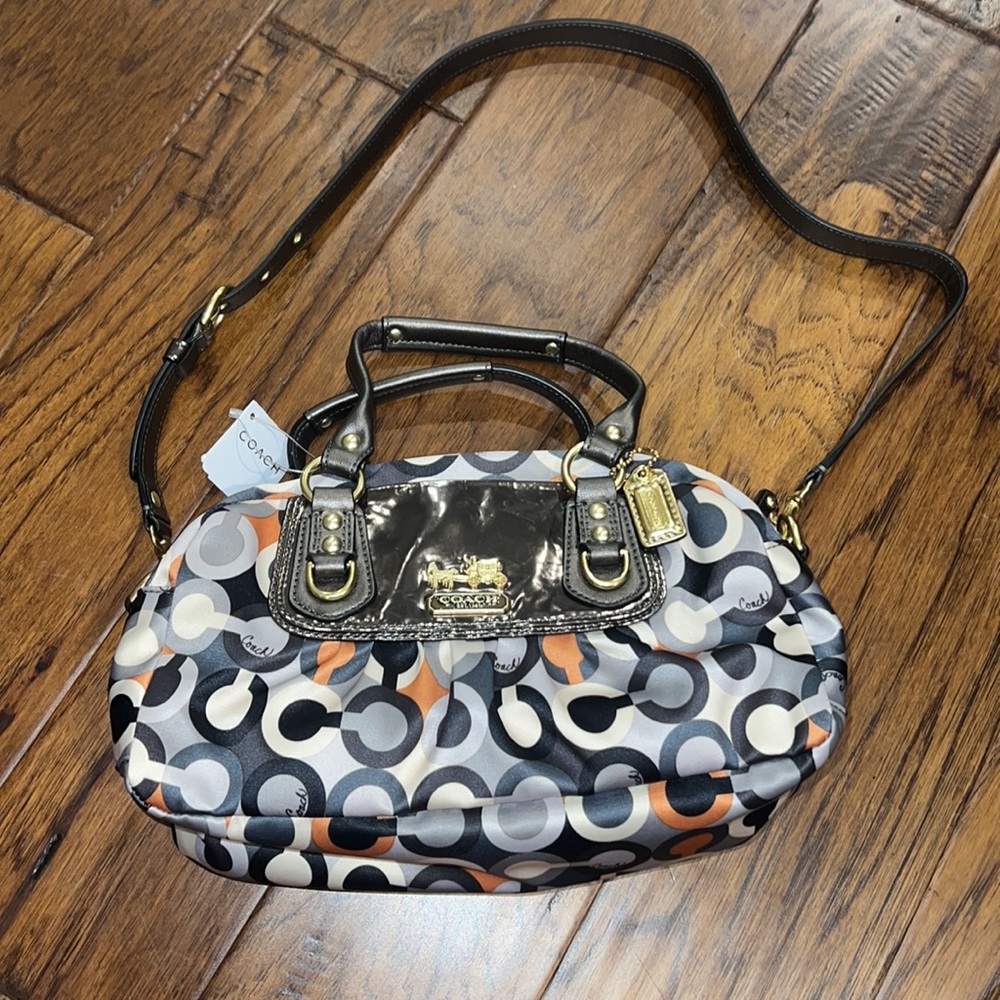 Coach Bag - Picture 7 of 8